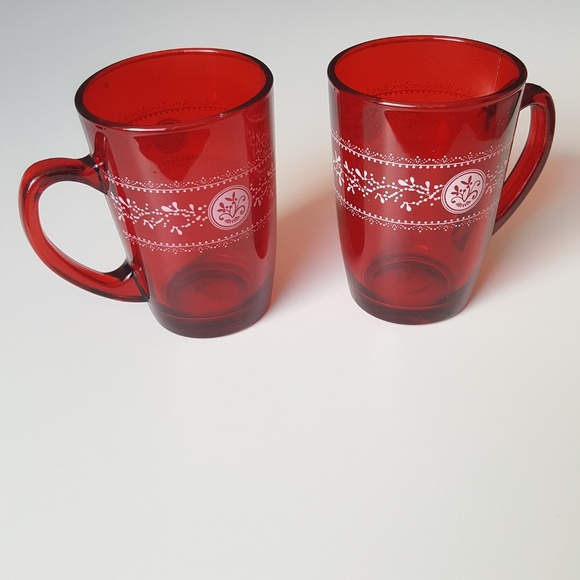 Yves Rocher Red Holiday Theme Cups - Picture 2 of 8
